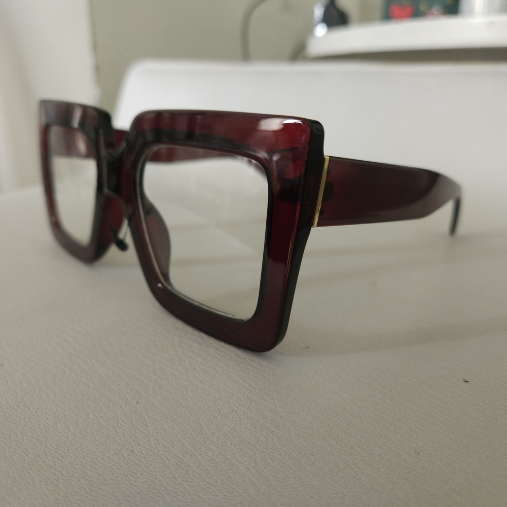Elegant Burgundy Square Glasses